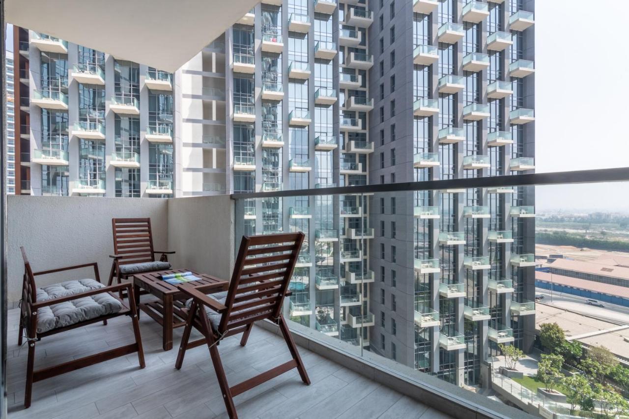 Eden'S Homes & Villas - Millennium Atria Residences Dubai Exterior photo