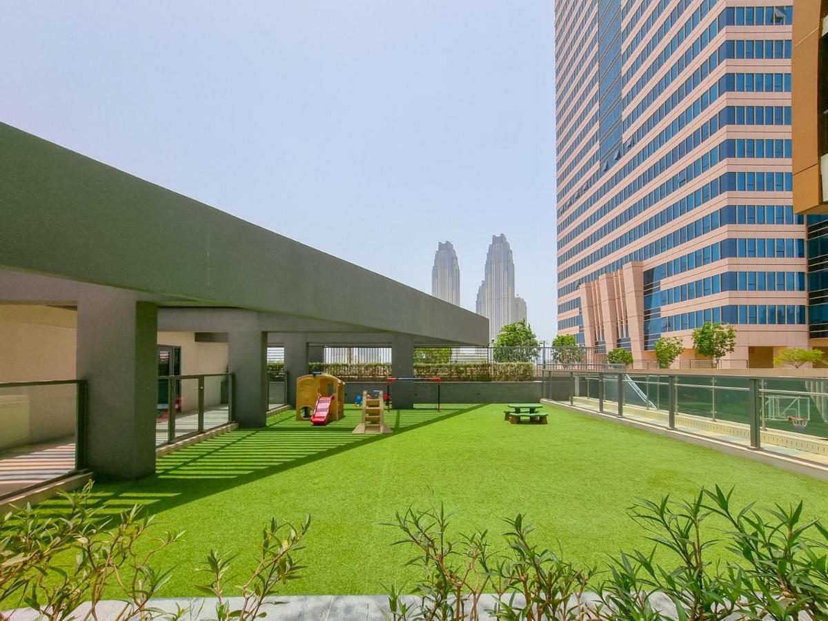 Eden'S Homes & Villas - Millennium Atria Residences Dubai Exterior photo